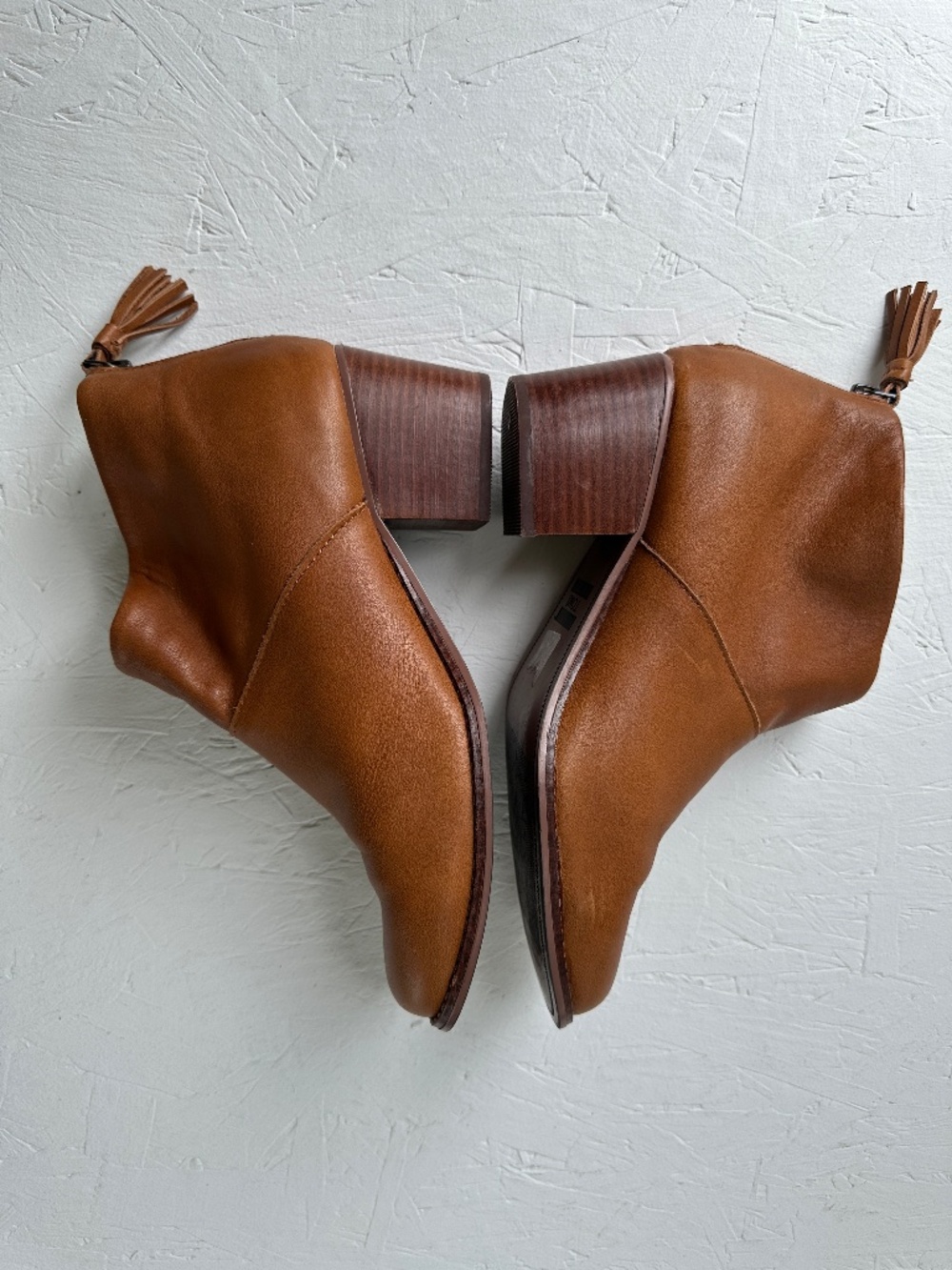 Toms Carpe Diem Womens Sz 9 Cognac Smooth Leather Ankle Boot Tassel Zipper